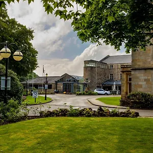 Weetwood Hall Estate Leeds (West Yorkshire)